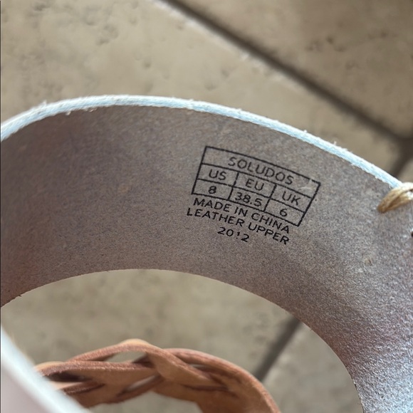 Soludos Tan and White Sandals with Braided Detail Size 8 - Picture 3 of 3